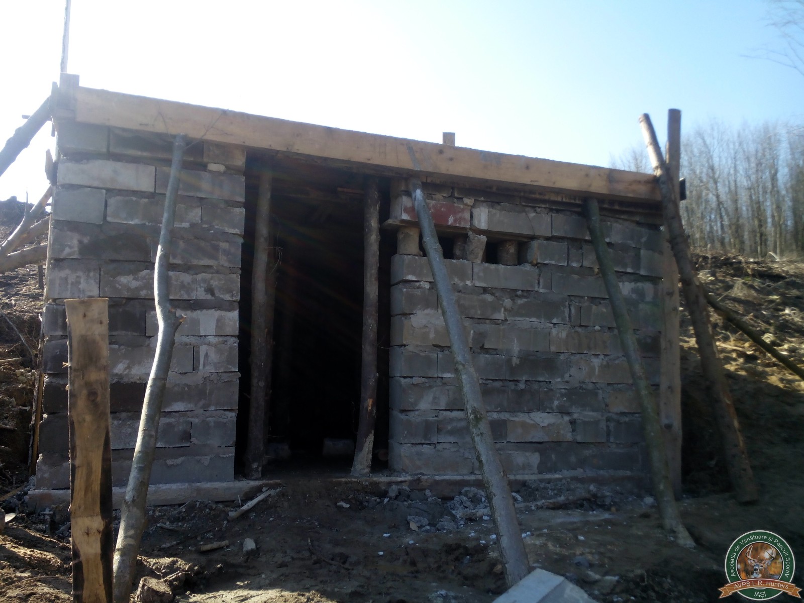 avps-lr-hunters-constructii_vanatoaresti-14